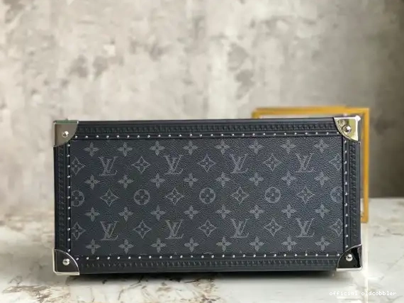 Official oldcobbler VUITTON COFFRET LOUIS ACCESSOIRES 0607